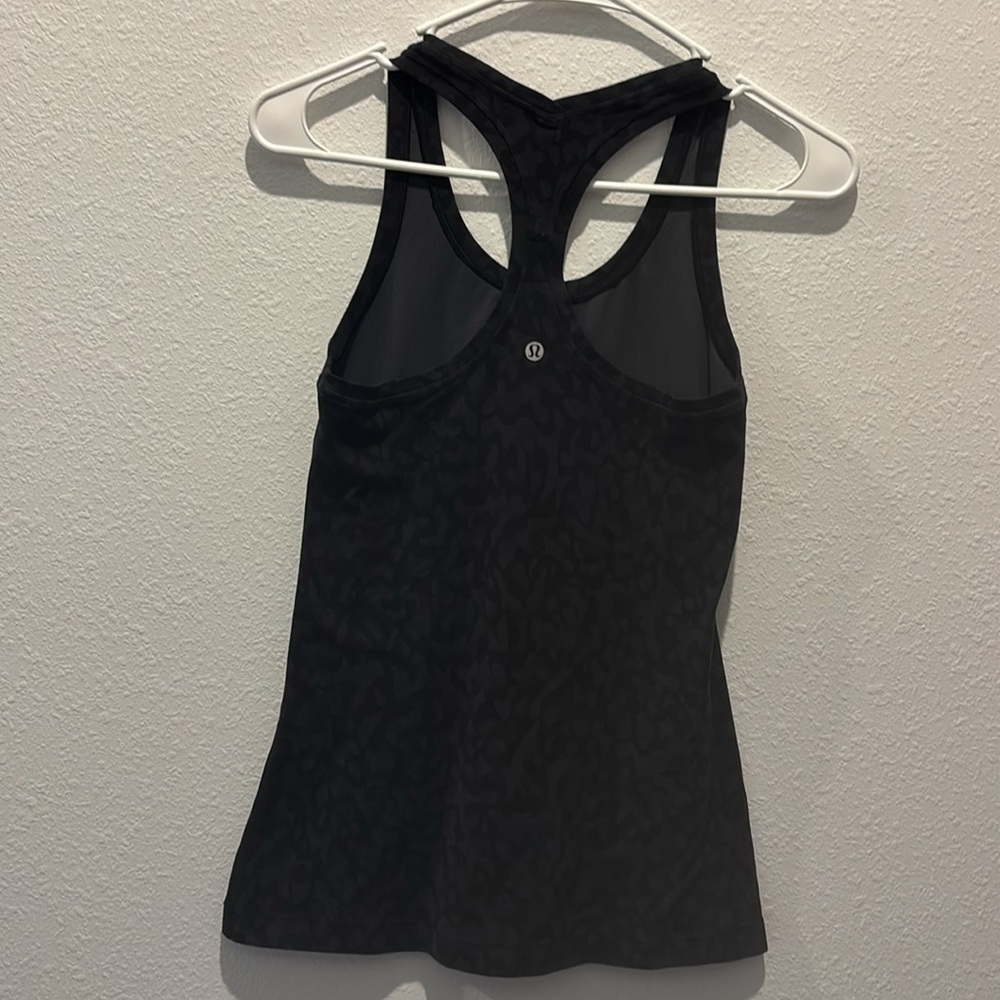 Lululemon Black Leopard Print Women's Tank Top - Picture 2 of 3